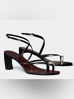 Tory Burch PIERCED MULTI-STRAP
HEELED SANDAL Size 9